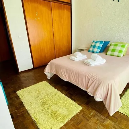 West Sea Side Apart W/ Pool Daire